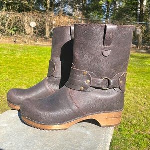 COPY - Sanita boot clogs